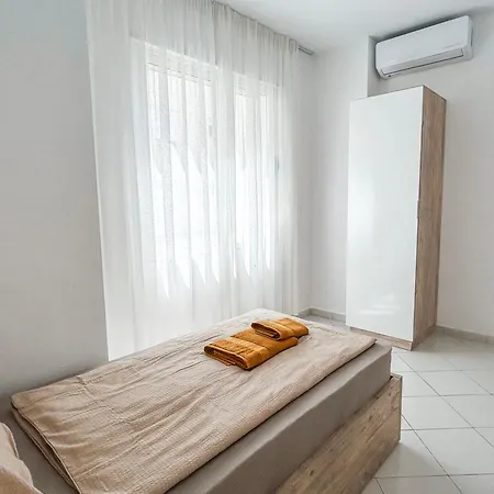 2 Bedroom 941 Durres
